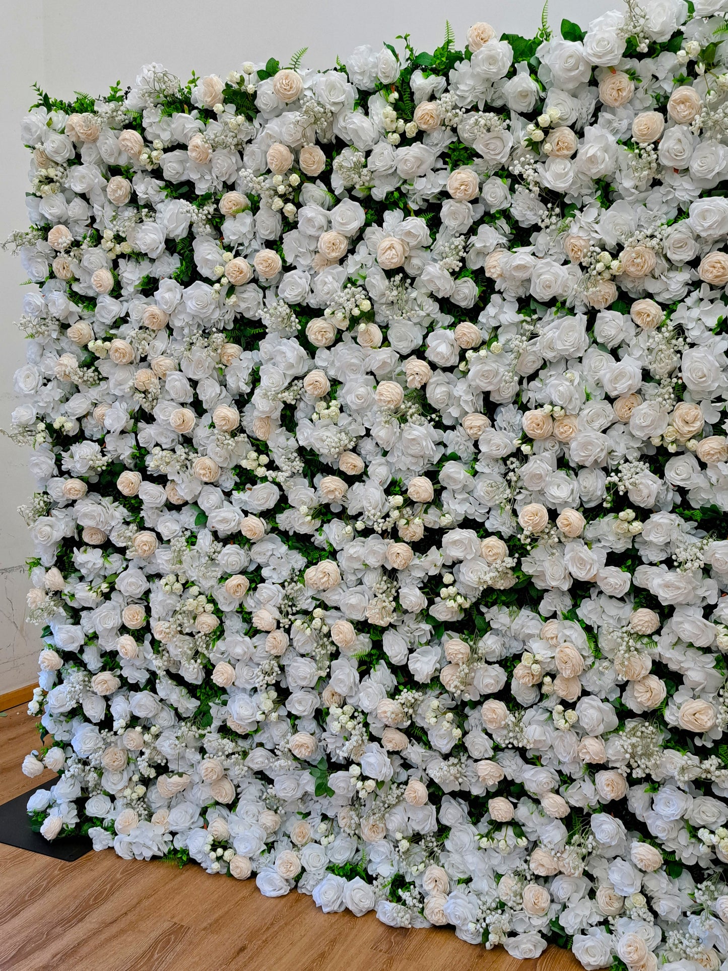 The Maeva Flower Wall