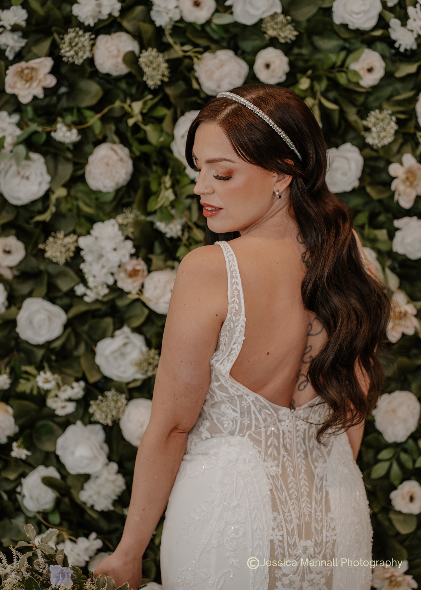 The Lottie Premium Flower Wall