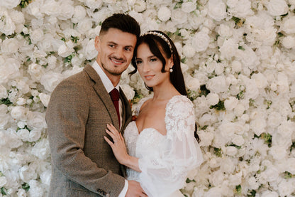 The Vivienne Premium Flower Wall