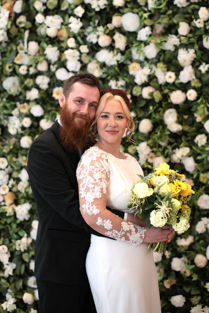 The Lottie Premium Flower Wall