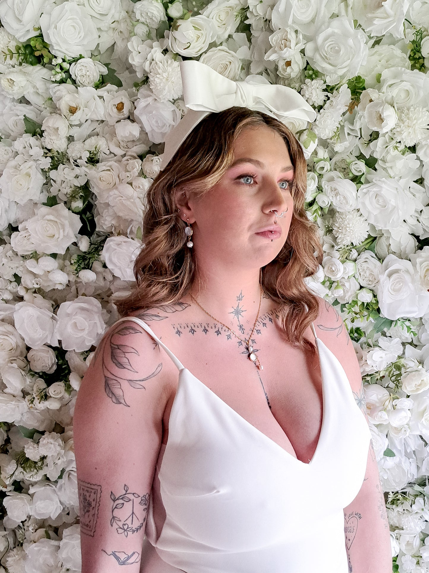 The Vivienne Premium Flower Wall